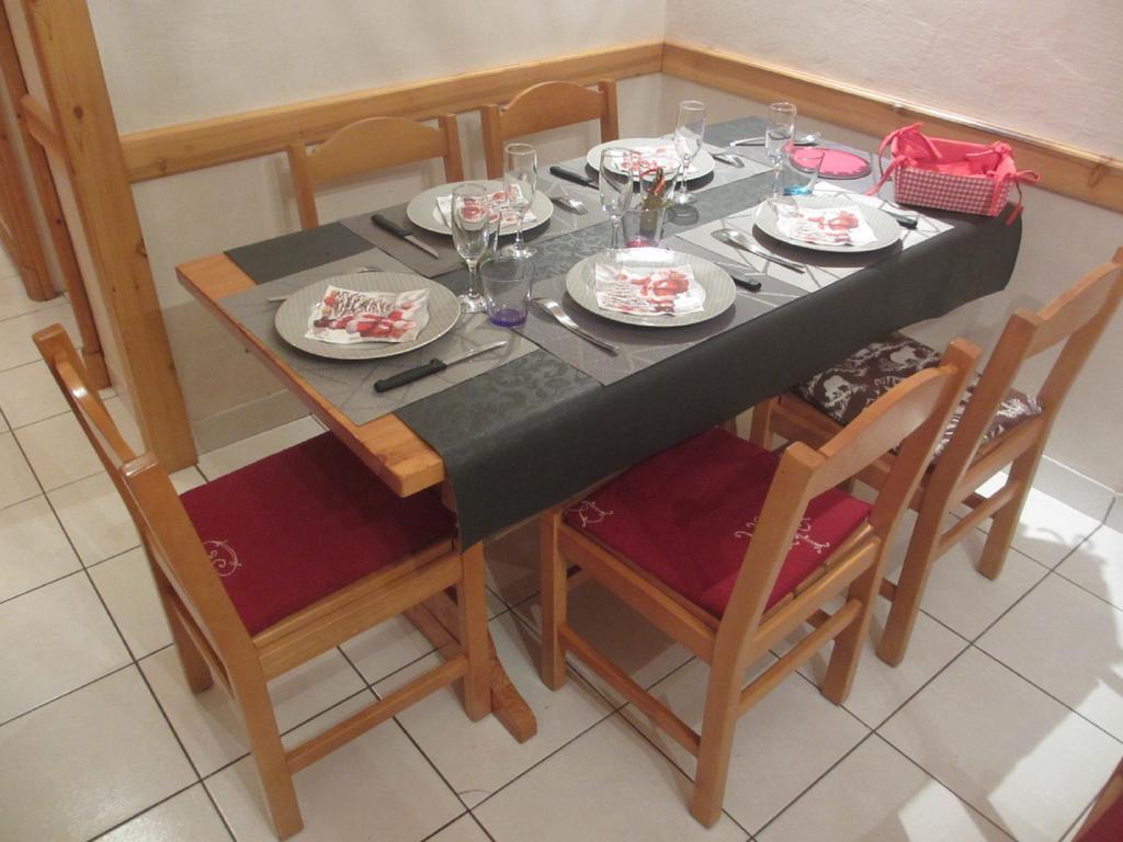 Duplex A La Moutiere Apartment ทีนเญอ ภายนอก รูปภาพ